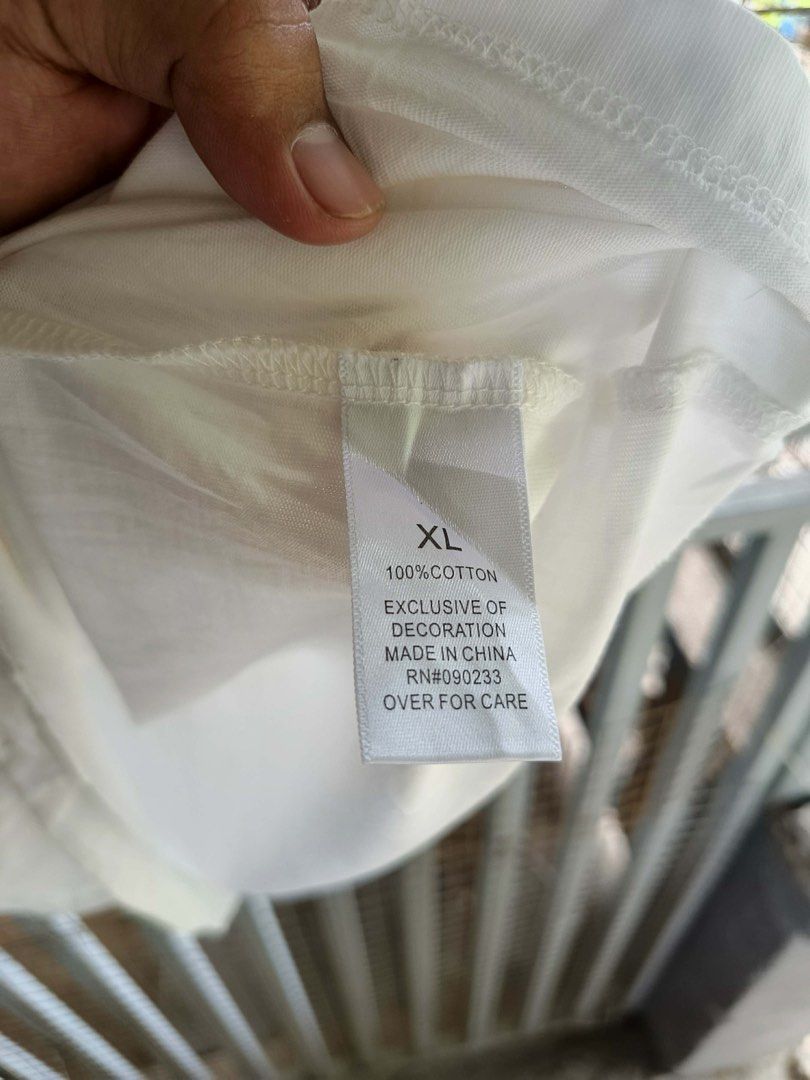 ESSENTIALS (Category: Tshirts & Polo Shirts ) located in Alaminos. Submitted by ayacruz_thrift (Listing ID 1446434353, Image 3). Description: Large to Xl Cutted necktag No issue Color rate: 9/10 Excellent condition no pinhole, no tears, no stain.