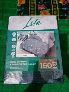 (Kategori: ) berada di . Dikirim oleh thriftloveee (ID iklan 1446483475, Gambar 1). Deskripsi: .