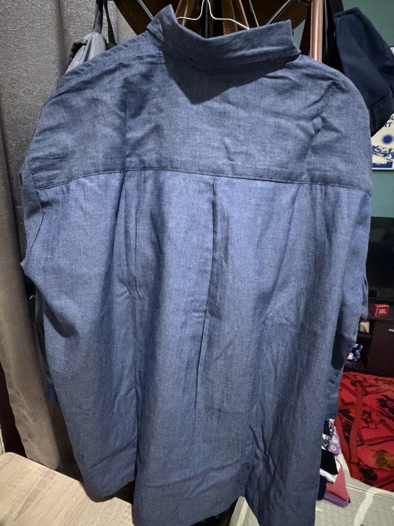 Gaudi Kemeja Oversized (Kategori: Atasan) berada di Bekasi. Dikirim oleh nafladhifa (ID iklan 1446497687, Gambar 3). Deskripsi: size tag S tapi aslinya bisa buat all size karna looksnya oversized :) LD : 127 cm Panjang bagian depan : 60 cm Panjang bagian belakang : 70 cm Payment : Ewallet.