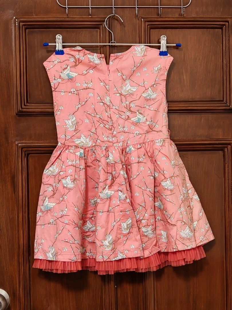 Gingersnaps girls dress (Category: Babies & Kids Fashion) located in Caloocan City. Submitted by ielour (Listing ID 1446385514, Image 2). Description: 💖 Preloved gingersnaps pink dress. Size 6. Fits 4-5 yo. 💳 Payment thru gcash 📍 Ship from caloocan south 📦 Courier: gogoXpress. Shipping fee c/o buyer..