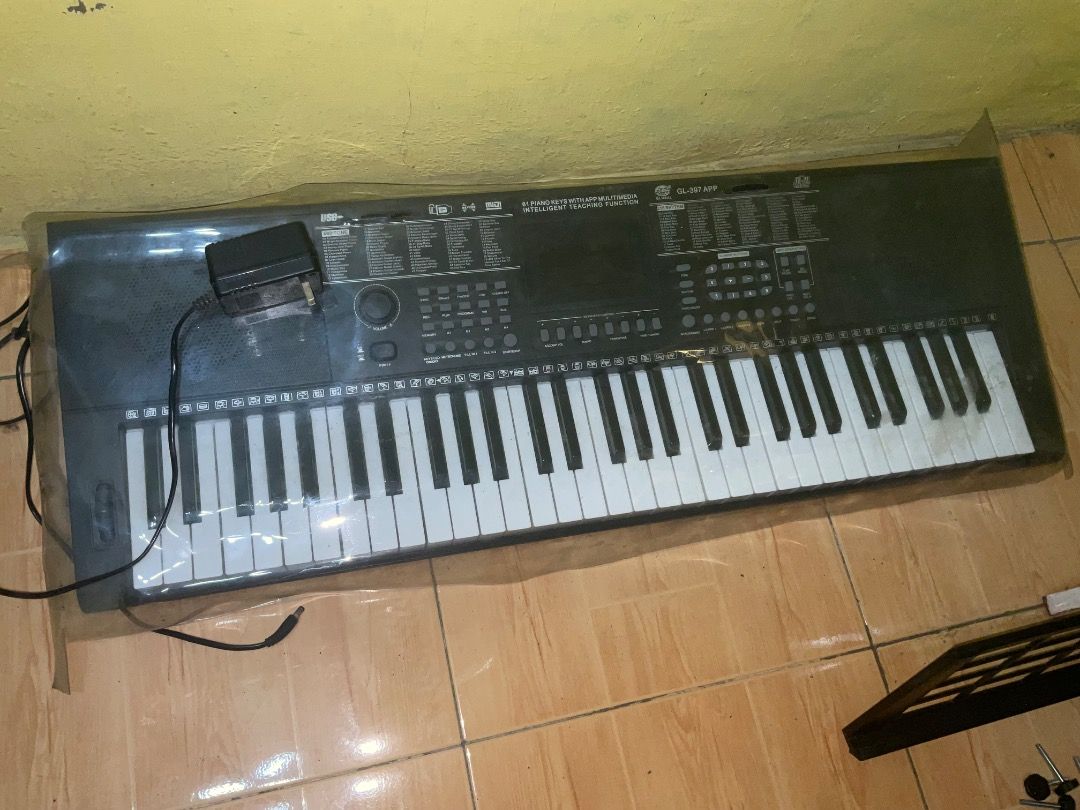 Global GL 397 Electric Piano Keyboard (Category: Musical Instruments) located in Caloocan City. Submitted by nierkaiii (Listing ID 1446486637, Image 1). Description: Global GL 397 Electric Keyboard Piano Bought in 2023 RFS: Need funds badly and ASAP PRICE IS NEGOTIABLE!! NEED FUNDS BADLYY Inclusions: Everything in the pictures (keyboard, complete stand parts) Walang flaws sa keyboard mismo pramis!! Mukha lang madumi sa pic pero yung plastic cover