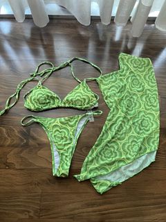 (Category: ) located in . Submitted by shedecluttersthingz (Listing ID 1446416836, Image 1). Description: .