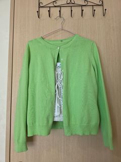 (Category: ) located in . Submitted by cherryycloset (Listing ID 1446359665, Image 1). Description: .