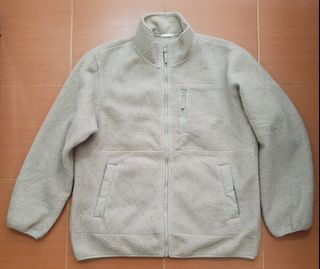 (Category: ) located in . Submitted by click_thriftstore (Listing ID 1446466987, Image 1). Description: .
