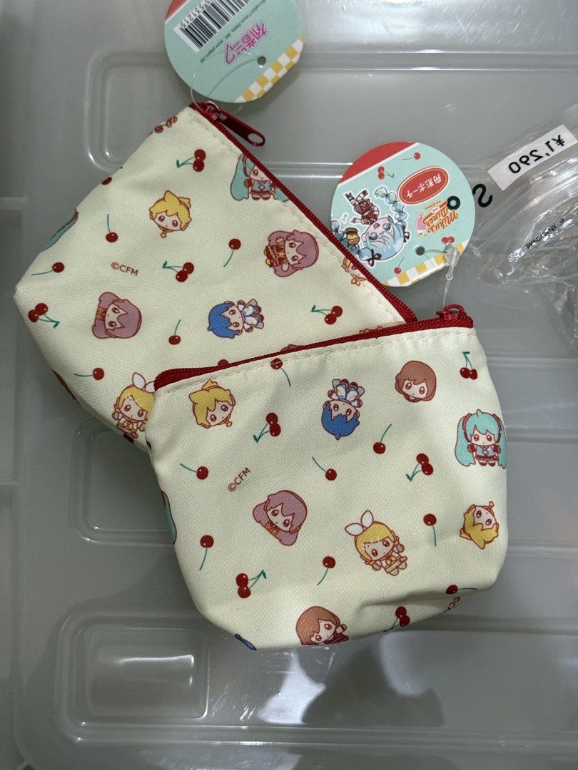 Hatsune Miku Cherry Print Coin Pouch (Category: Purses & Pouches) located in Taguig. Submitted by ideclutter_manila (Listing ID 1446486958, Image 1). Description: From Japan New.