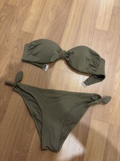 (Category: ) located in . Submitted by froulee (Listing ID 1446453497, Image 1). Description: .