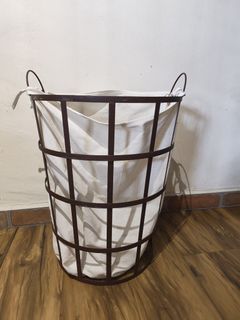 (Category: ) located in . Submitted by antique_collector (Listing ID 1446387211, Image 1). Description: .