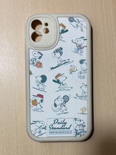 iPhone 11 Snoopy Pattern Phone Case507273387128934400