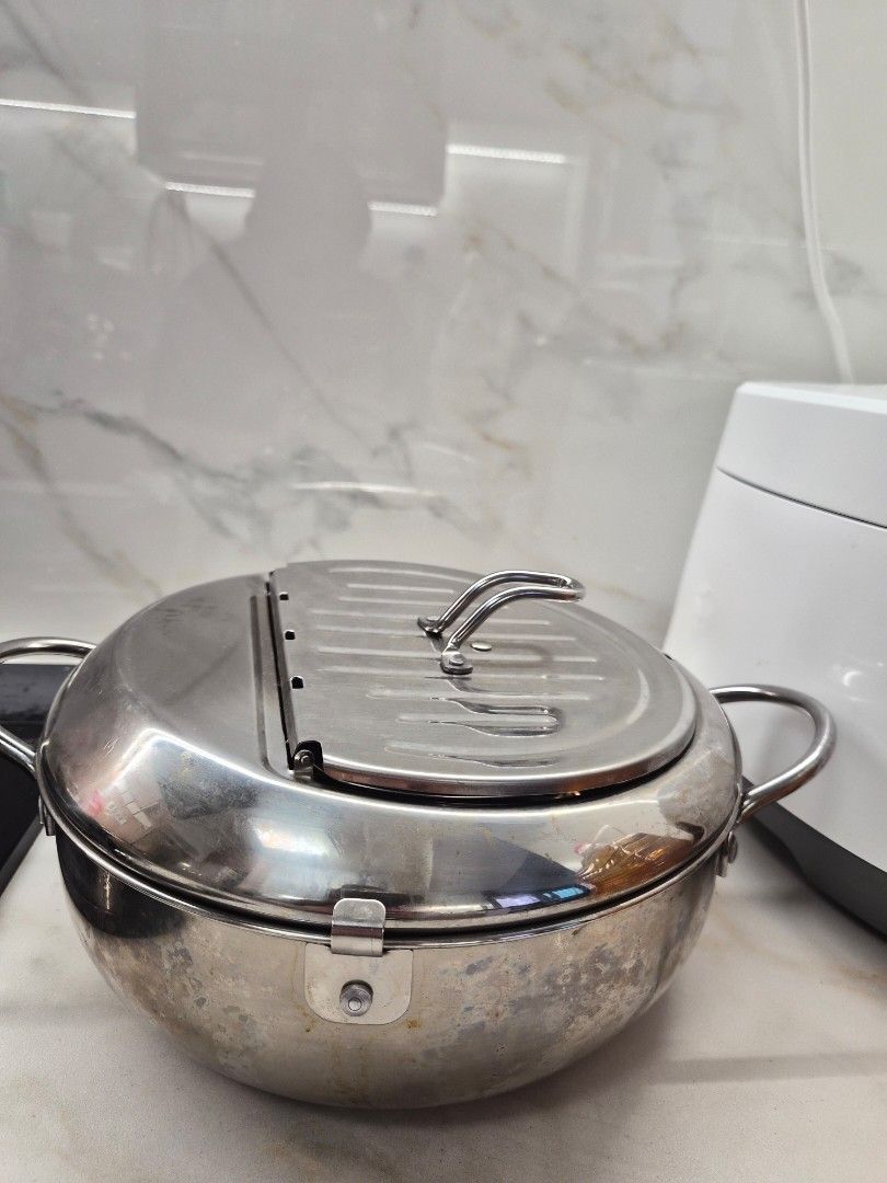 Japanese style deep fryer494830164462817281