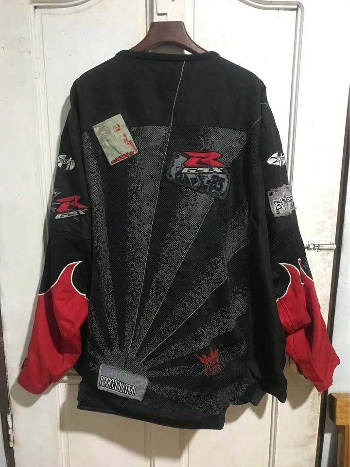 Joe Rocket Motorcycle Jacket... Size XXL (Category: Coats, Jackets and Outerwear) located in Dasmarinas. Submitted by shuranotoki (Listing ID 1446489996, Image 2). Description: - Black Joe Rocket motorcycle jacket - Red flame accents - Mesh panels for ventilation - Features various patches and logos - Zipper closure - Great for riding - Please check photos for condition details....Width 32 Length 34 Sleeve 27.