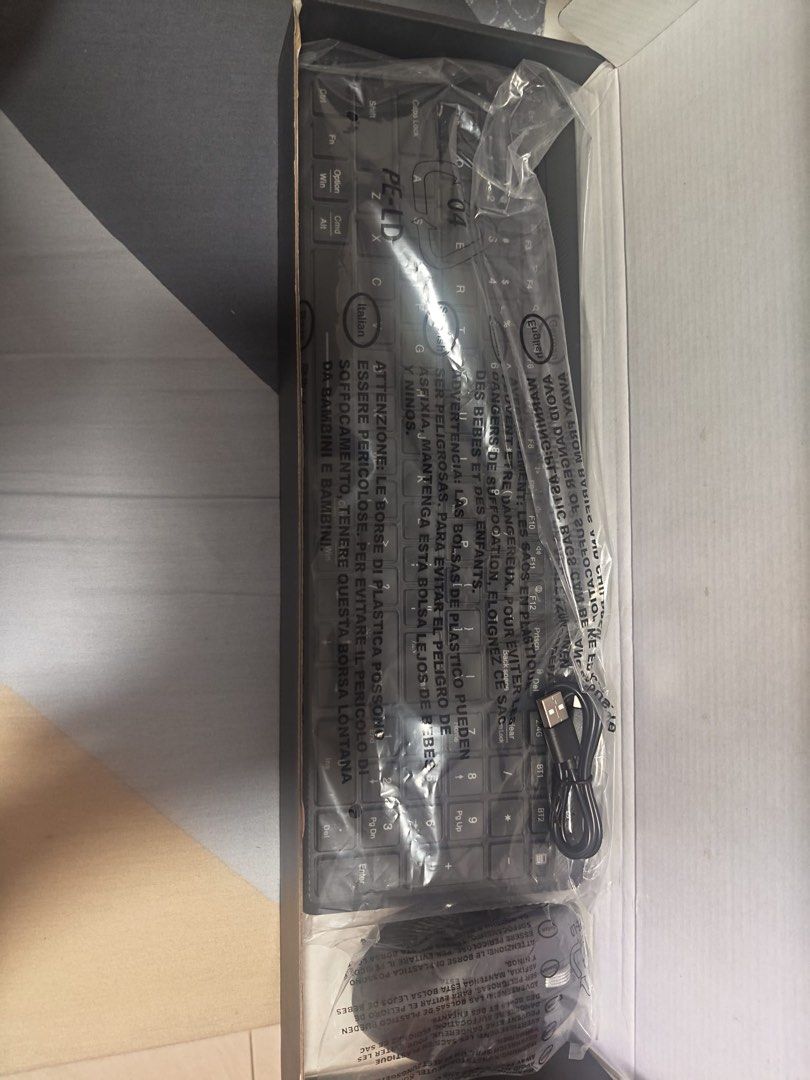 KL220 RGB Backlit Keyboard and Mouse Combo494519134506854401