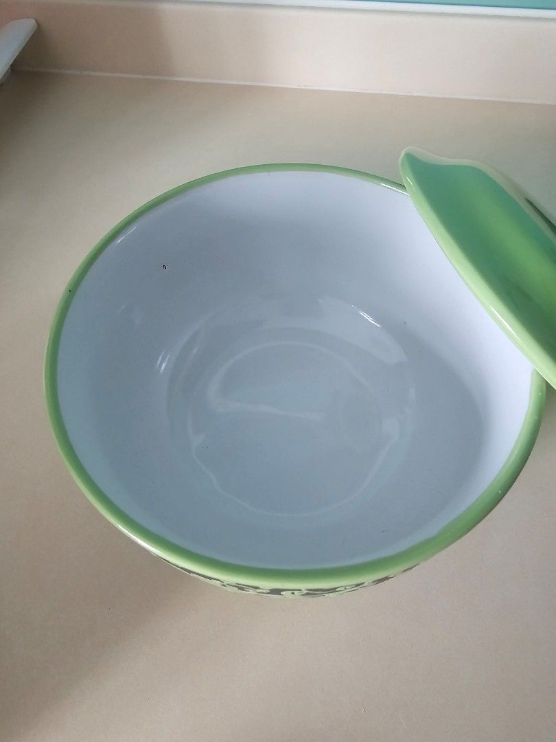 Kukeri Green Ceramic Bowl with Lid Floral Design
