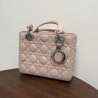 (Kategori: ) berada di . Dikirim oleh preloved_zha (ID iklan 1446437342, Gambar 1). Deskripsi: .