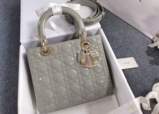 (Category: ) located in . Submitted by chicluxury (Listing ID 1446465700, Image 1). Description: .