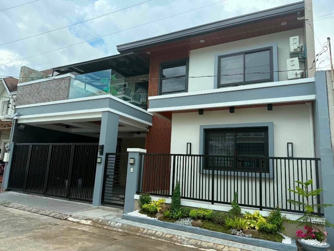 Laguna bel air 4 (Category: House & Lot) located in Caloocan City. Submitted by oddstar-b937f2 (Listing ID 1446474126, Image 1). Description: 🏠 House and lot FOR SALE with mini Pool ‼️ Location : LAGUNA BEL AIR 4, Brgy Sto Domingo Sta Rosa Laguna ✅NOW only 16 Million ❌Repriced from 17.5 Million before ✍️Cash or Bank Financing with DP ✅Prime Location Near Clubhouse 📊Lot area 144sqm 🏗️Floor area 250 sqm 🛌4 bedroom 🛀3 toilet and bath 🏊With min