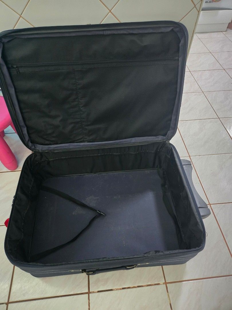 LARGE LT Creations Navy Blue Luggage with Combination Lock (Category: Luggage) located in Quezon City. Submitted by samcas (Listing ID 1446390874, Image 3). Description: Navy blue LT Creations suitcase with built-in combo lock. Sturdy handles and zippers. Organized interior. Perfect for your next trip! height: 27.5" width: 18" depth: 10.5" .
