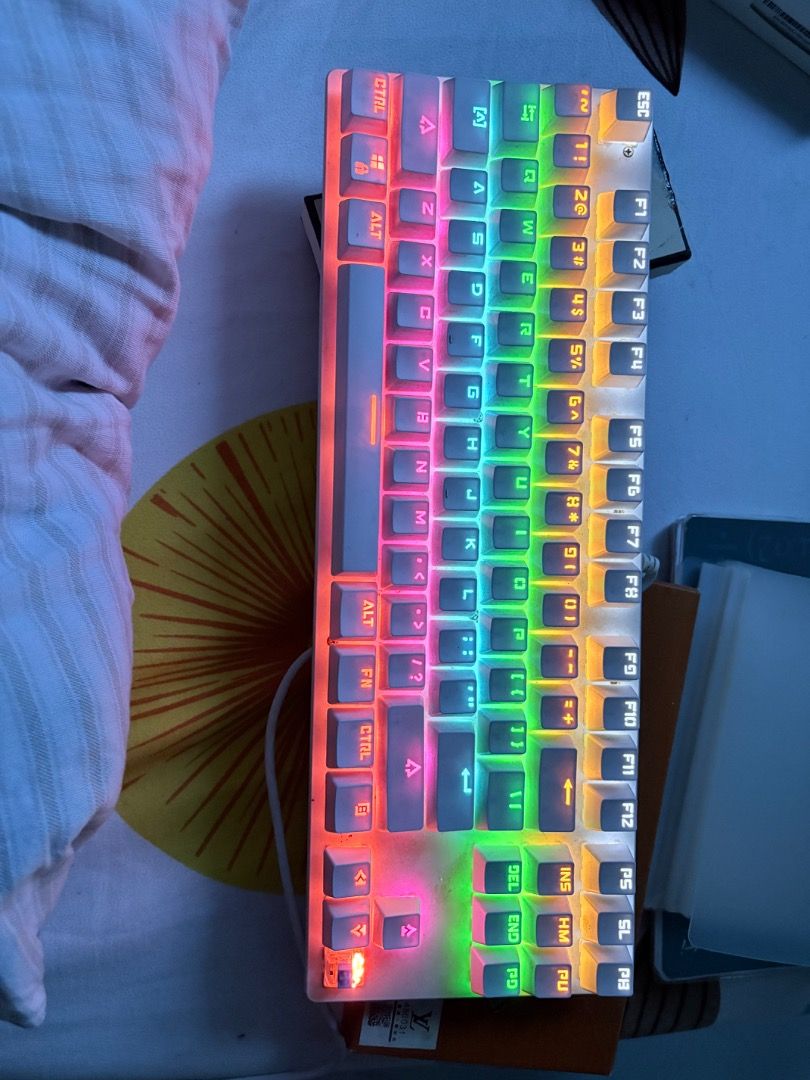 Leaven Rgb Keyboard (Category: Computer Keyboard) located in Caloocan City. Submitted by chokobutter (Listing ID 1446451573, Image 2). Description: In optimal condition..