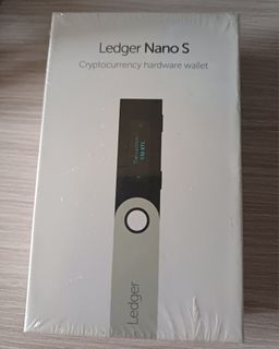 Ledger Nano S Cryptocurrency Cold Wallet506983732510074880