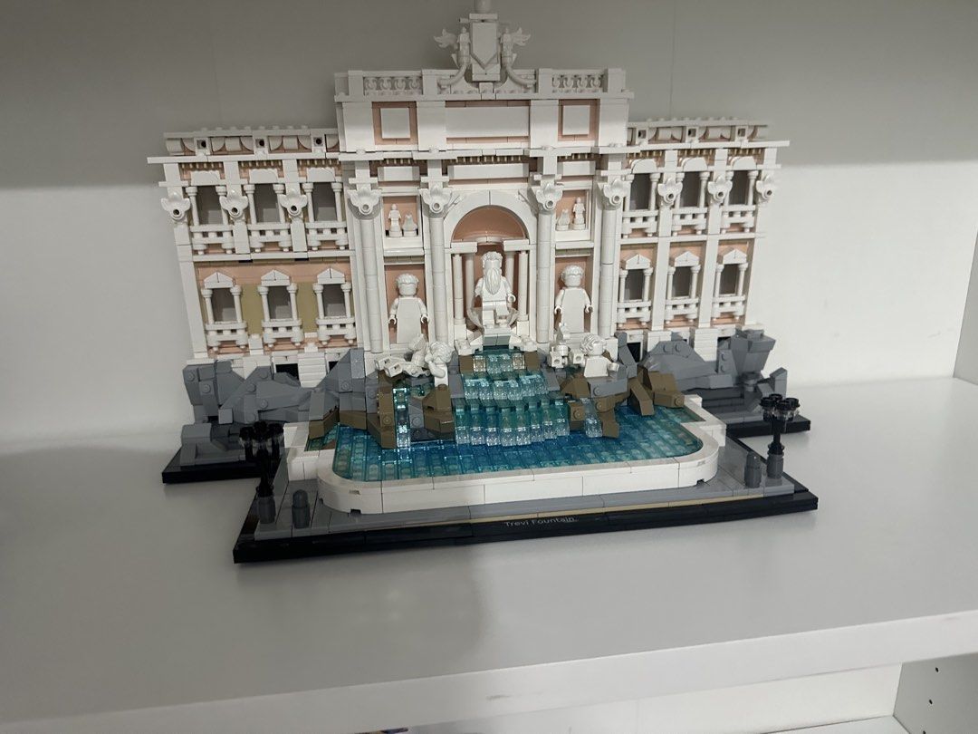 LEGO Trevi Fountain without box (Category: Lego & Building Sets) located in Manila. Submitted by sekuma32 (Listing ID 1446425702, Image 1). Description: -no box -with the original manual -everything is complete except for the box -No mini pieces missing.