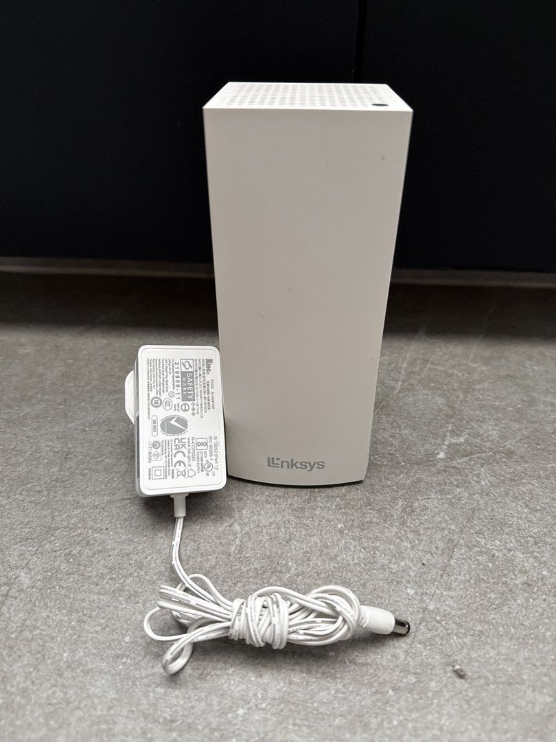 Linksys Wi-Fi Router with Power Adapter MX2000
