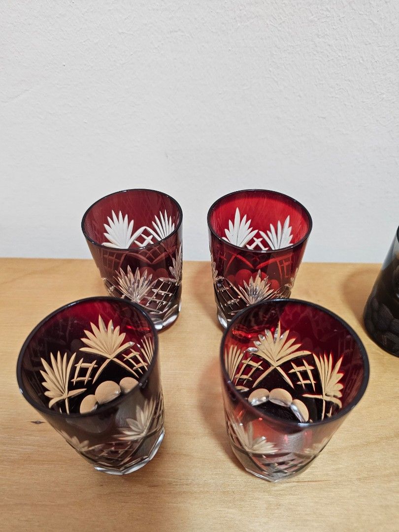 Liqueur glasses494710356947118081