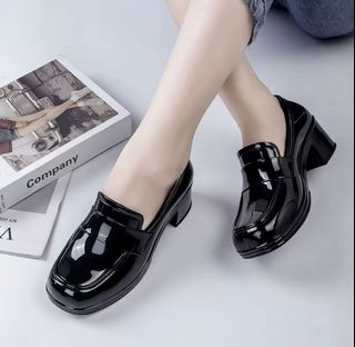 (Category: ) located in . Submitted by savemywears (Listing ID 1446482671, Image 1). Description: .