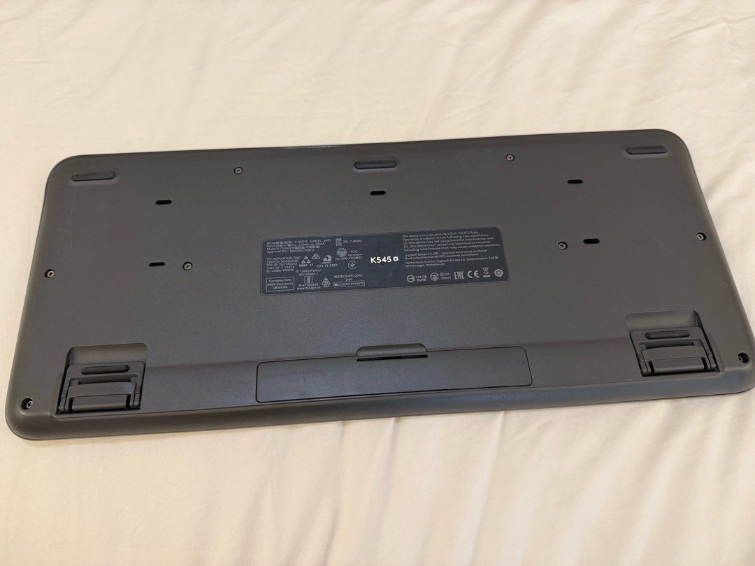Logitech K545 Wireless Keyboard with USB Receiver494629586417766401
