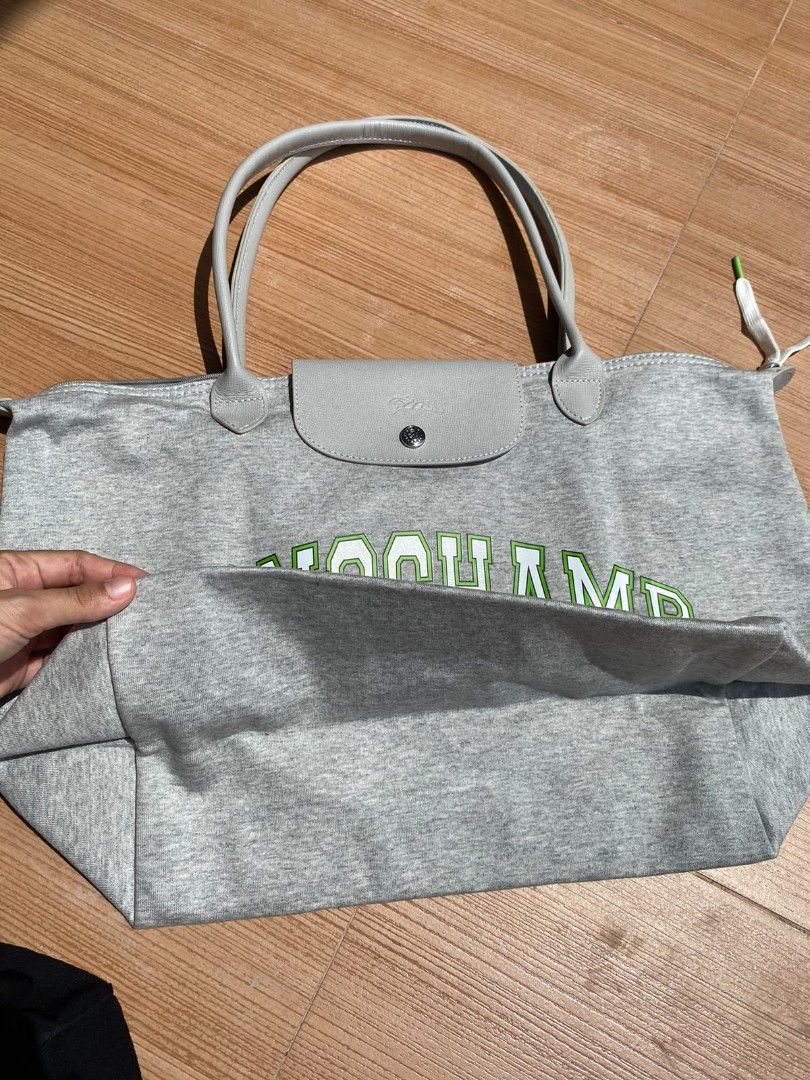 Longchamp bag (Kategori: Tas & Dompet) berada di Batam. Dikirim oleh febrianda289218 (ID iklan 1446515377, Gambar 2). Deskripsi: .