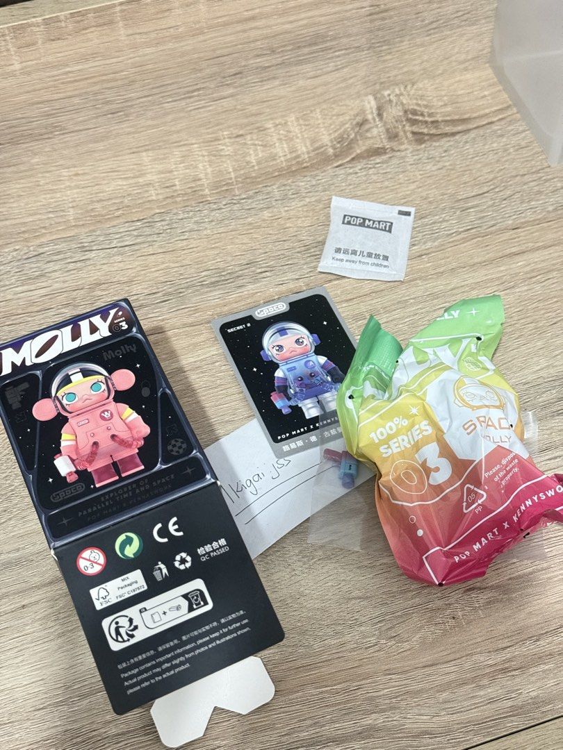 Louis De Guzman Space Molly Secret (Category: Designer & Blind Box Toys) located in San Fernando. Submitted by mikayy_v (Listing ID 1446462147, Image 1). Description: Sealed Foil negotiable free shipping .