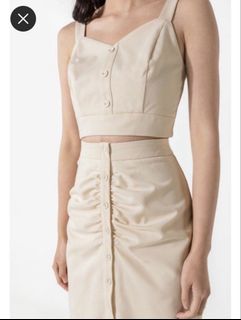 (Category: ) located in . Submitted by clothesrealm (Listing ID 1446410781, Image 1). Description: .