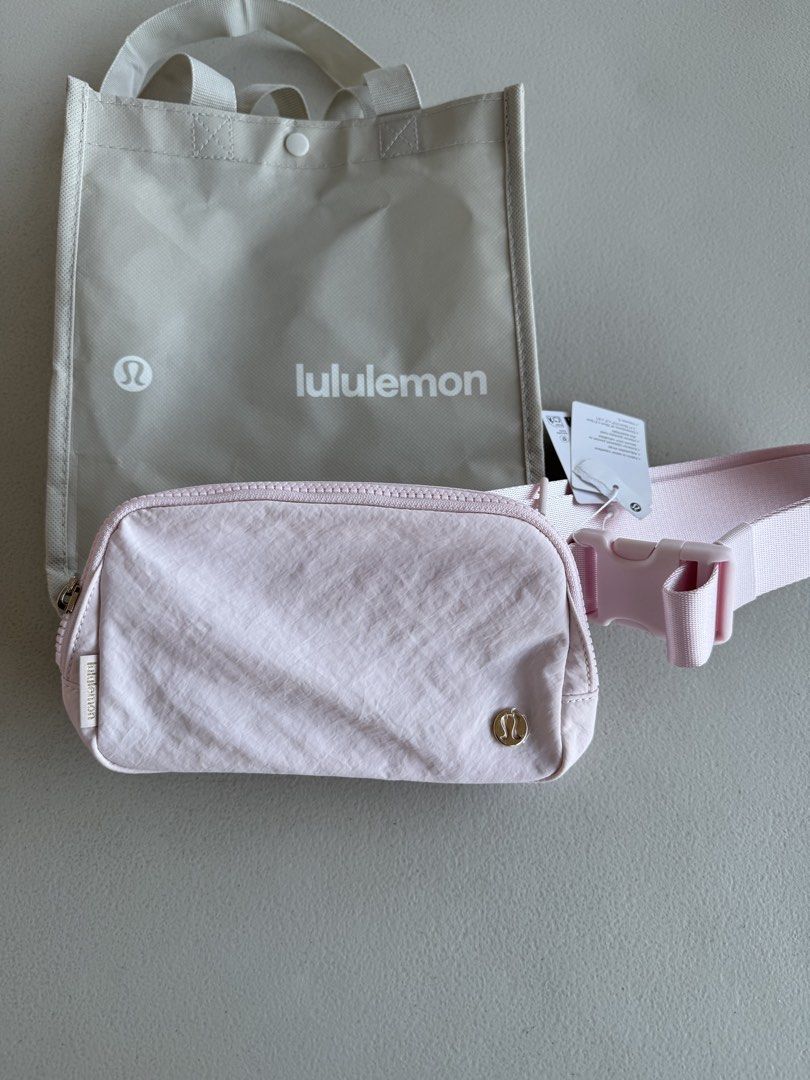 Lululemon Everywhere Belt Bag 1L (Category: Cross-body Bags) located in Bulacan. Submitted by secondhandmanila (Listing ID 1446444522, Image 1). Description: Brand New Lululemon Everywhere Belt Bag 1L in Blissful Pink with gold hardware With original tags attached With Lululemon Bag .