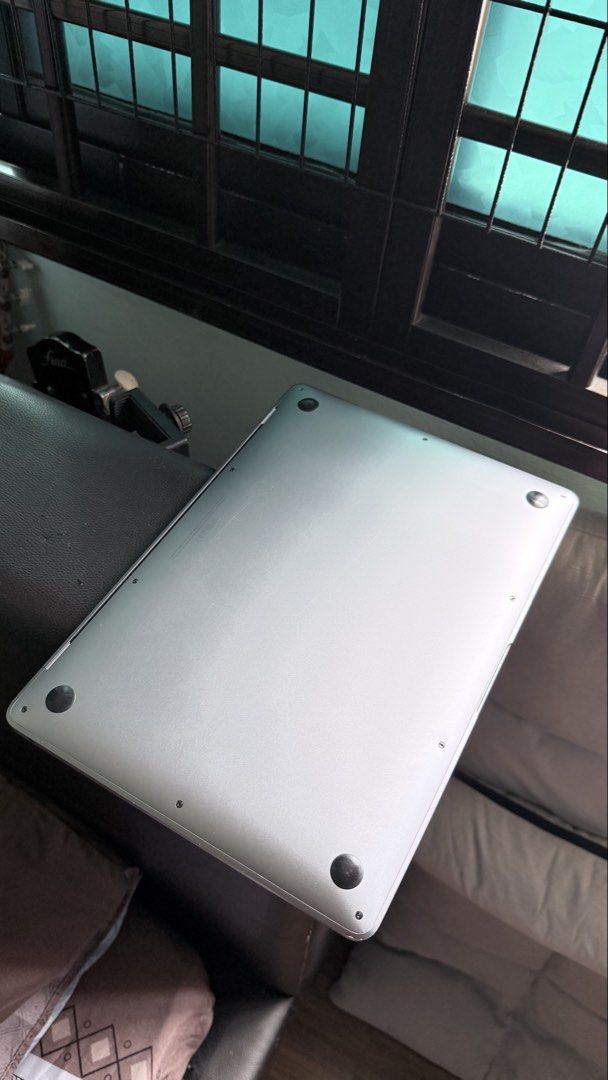 Macbook M1 Air494621967852523522