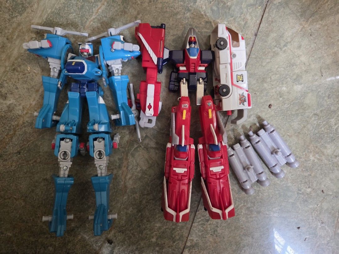 Machine Robo Rescue Gyro and Jet Robo Lot Transform Robot (Category: Toys & Games) located in Kuala Lumpur. Submitted by lkw48 (Listing ID 1446448698, Image 1). Description: What u see is what u get. Jet robo missing 1 limb, replace by ambulance robo. Jet robo legs bit loose. .