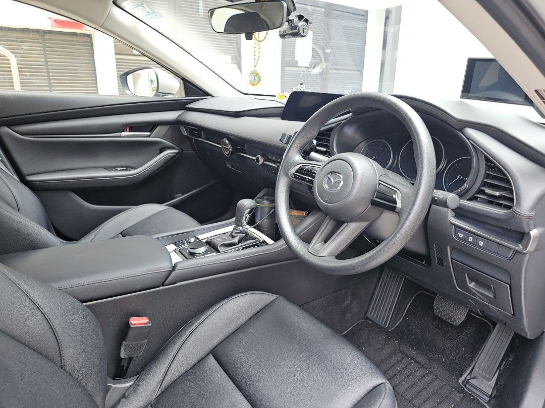 Mazda 3 Sedan Mild Hybrid 1.5 Classic Auto (Category: Used Cars) located in Singapore. Submitted by elvisloo (Listing ID 1446472350, Image 2). Description: no dealer pls.