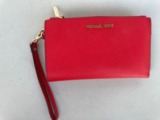 (Category: ) located in . Submitted by classywardrobemanila (Listing ID 1446430579, Image 1). Description: .