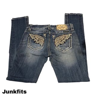 (Category: ) located in . Submitted by junkfits (Listing ID 1446358857, Image 1). Description: .