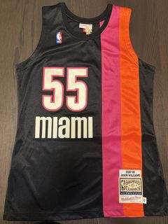 （分類：）位於 。 由 jt_jerseyshop 提交（商品編號 1446531685，圖片 1）。簡介： 。