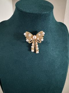 Pearl lovers Collection item 1