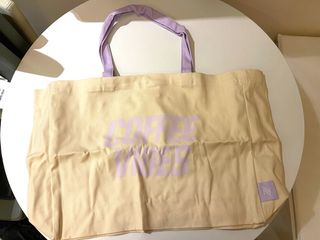（分類：）位於 。 由 Jennyoga 提交（商品編號 1446507734，圖片 1）。簡介： 。
