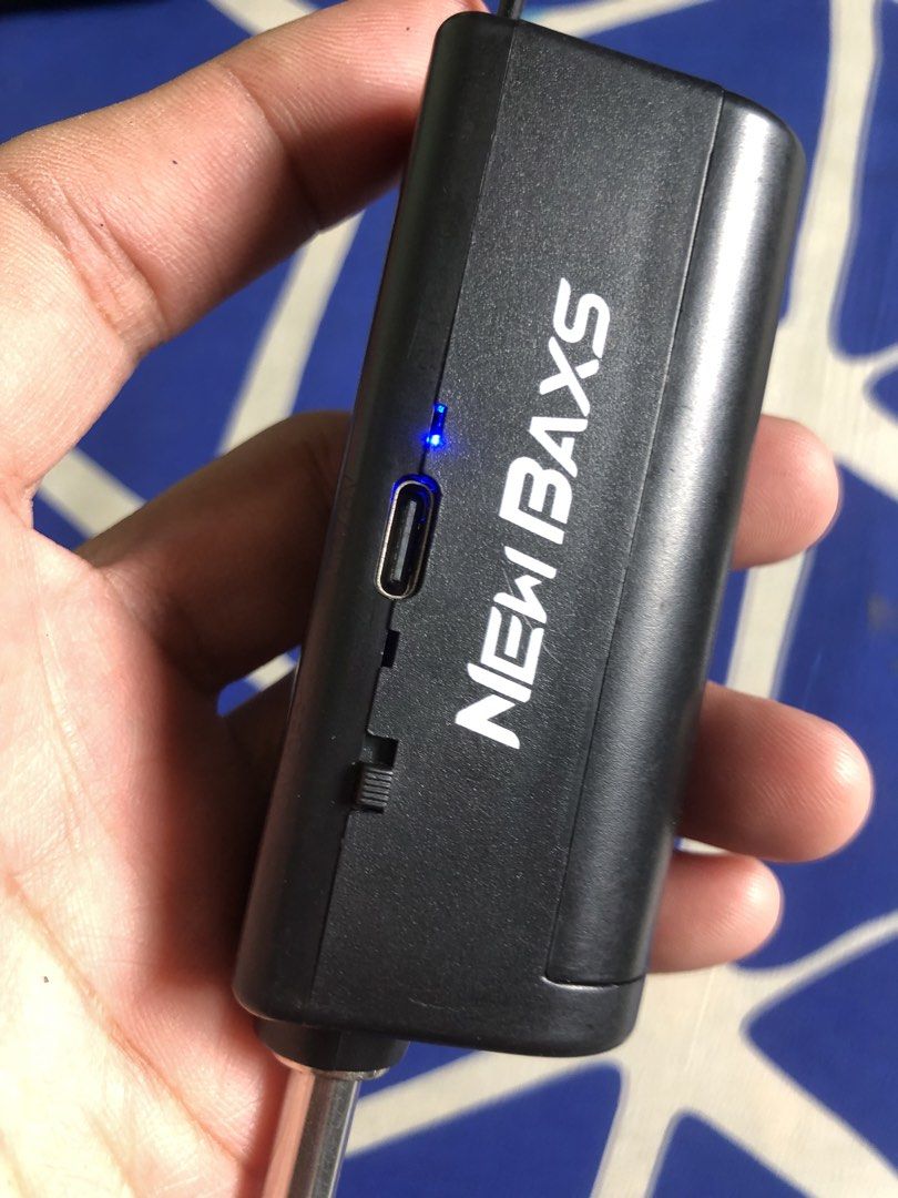 New Baxs wireless receiver for mics (Category: Portable Audio Accessories) located in Quezon City. Submitted by markgolveo (Listing ID 1446379411, Image 1). Description: New Baxs wireless receiver for mics Receiver unit only.