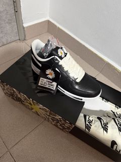 (Category: ) located in . Submitted by dinzcloset (Listing ID 1446415970, Image 1). Description: .