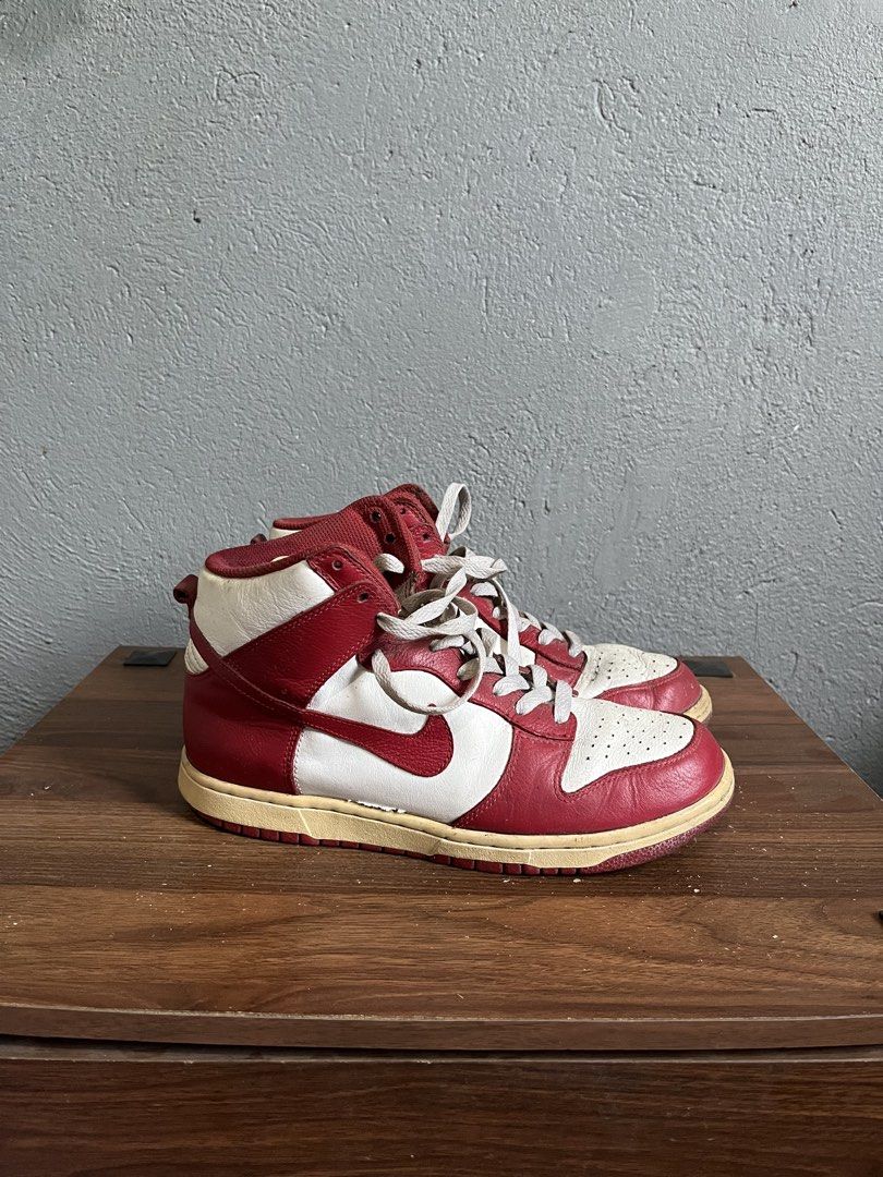 Nike Dunk High Red 2016 (Category: Sneakers) located in Dumaguete. Submitted by junardaranas (Listing ID 1446490994, Image 1). Description: 8.5/10 condition (wearable) Year 2016 Size 7.5 US no box Sole sep, paint chip, minor issues price is negotiable.