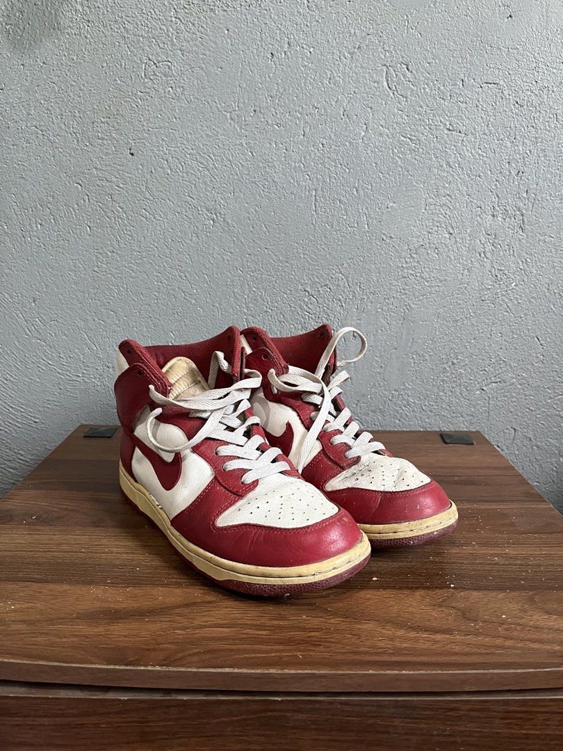 Nike Dunk High Red 2016 (Category: Sneakers) located in Dumaguete. Submitted by junardaranas (Listing ID 1446490994, Image 2). Description: 8.5/10 condition (wearable) Year 2016 Size 7.5 US no box Sole sep, paint chip, minor issues price is negotiable.