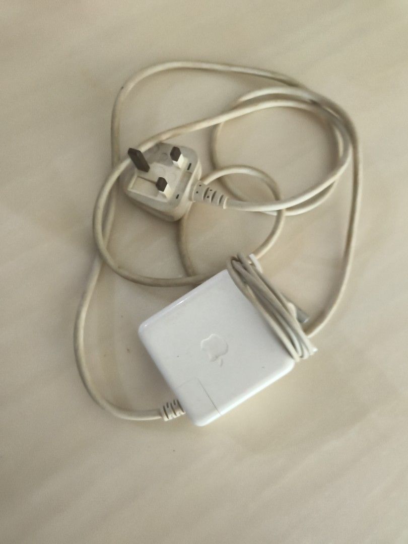 Original Apple MacBook Charger494634144996403201