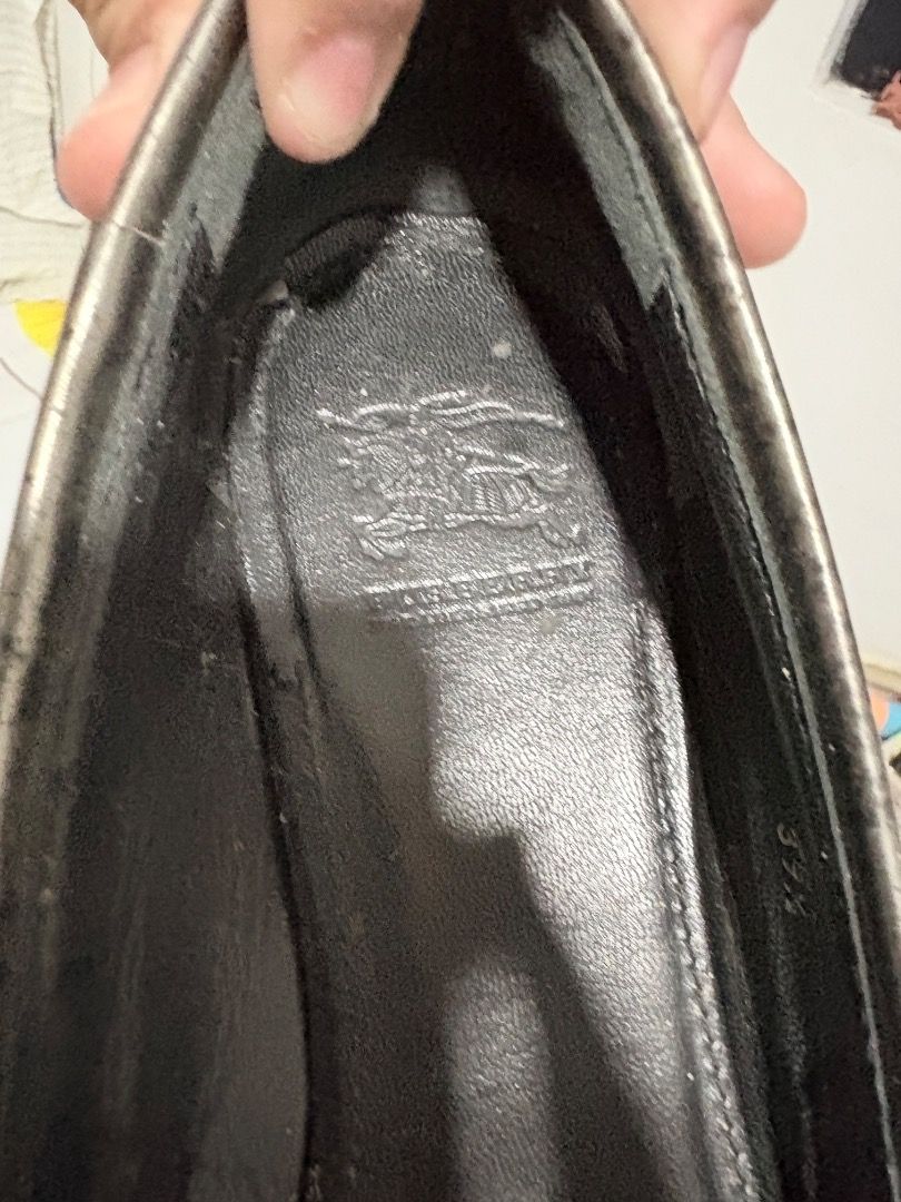 Original Burberry Patterned Flats (Category: Everything Else Others) located in Caloocan City. Submitted by chokobutter (Listing ID 1446454657, Image 2). Description: .
