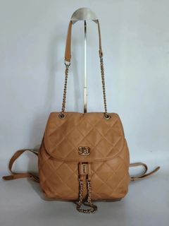 (Category: ) located in . Submitted by your____lux____shop (Listing ID 1446486870, Image 1). Description: .