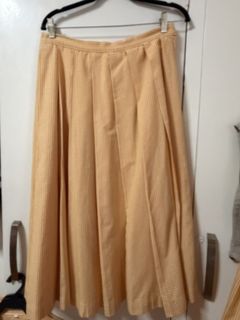 (Category: ) located in . Submitted by fancycloset (Listing ID 1446534019, Image 1). Description: .