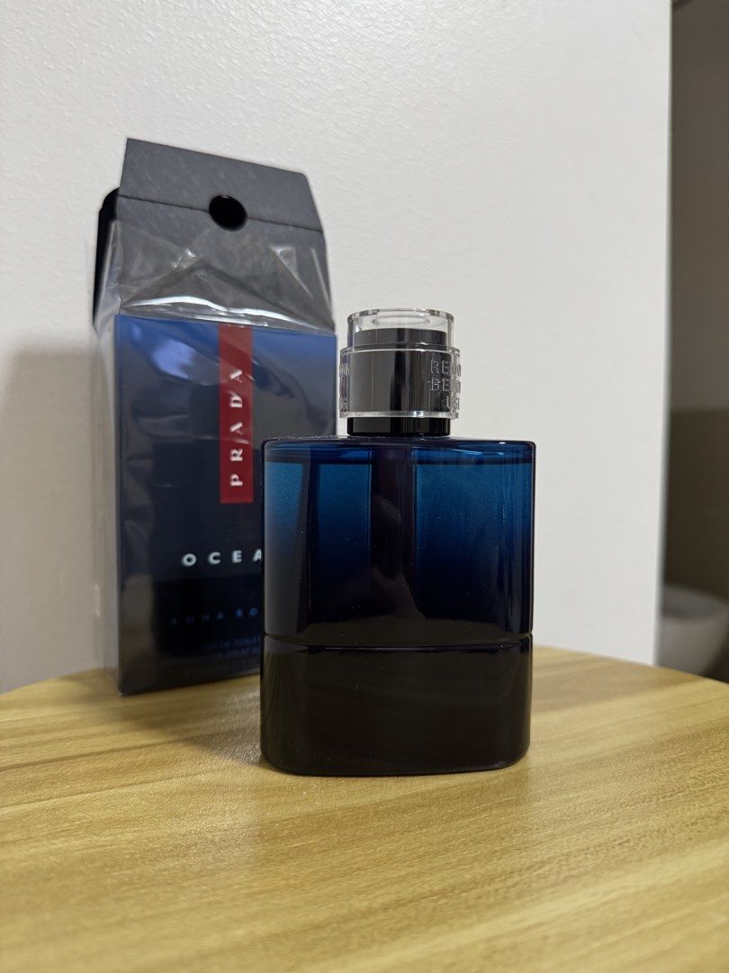 Prada Luna Rossa Ocean Eau de Toilette 100ml (Category: Fragrance & Deodorants) located in Pasig City. Submitted by lorenz0816 (Listing ID 1446454389, Image 2). Description: Bought from US 100% Authentic, Moneyback guarantee if fake 95% Juice Level - Prada Luna Rossa Ocean Eau de Toilette for Men - 100ml bottle - Fresh, aquatic fragrance - Includes original box - Versatile for daily wear or special events.