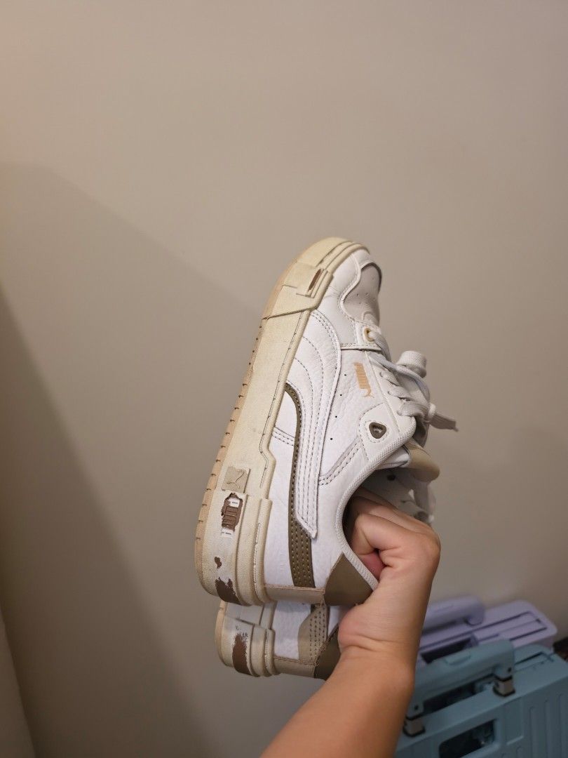 Puma 休閒鞋 （分類：波鞋）位於 Hong Kong。 由 dreamitout 提交（商品編號 1446404546，圖片 3）。簡介： 鞋碼（size):37.5 想清屋🫡🫡盡量係康城或者銅鑼灣面交 其他地方再議。