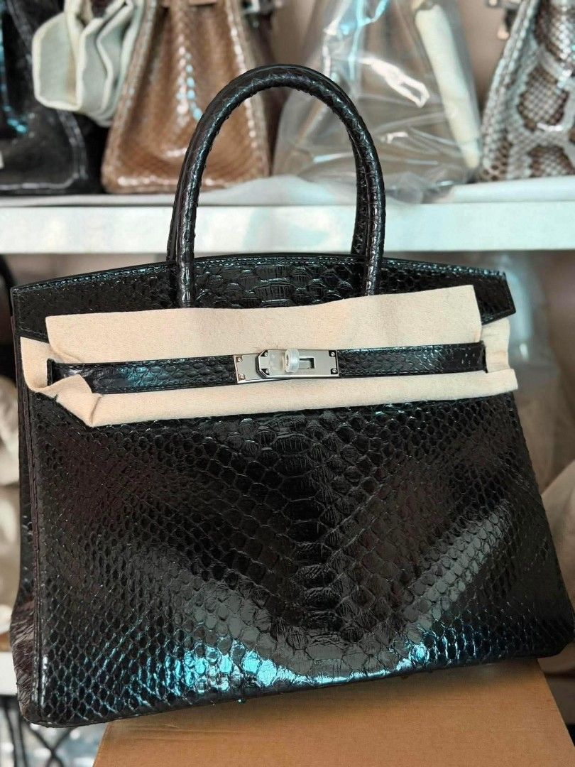 Python birkin in 30cm (Category: Luxury Bags & Wallets) located in Bacoor. Submitted by theluxarybelongings (Listing ID 1446495019, Image 2). Description: 3 types available! rare piece collection fully handstitched stamp K mop: cash, gcash, bank transfer delivery: ok meetups: macapagal blvd, pasay sure buyer only pls Godbless!.